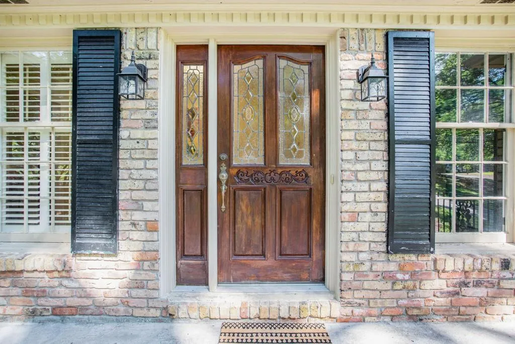 6520 Wright Circle, Sandy Springs, Georgia 30328, 4 Bedrooms Bedrooms, ,3 BathroomsBathrooms,Residential,Sold,6520 Wright Circle,7071394