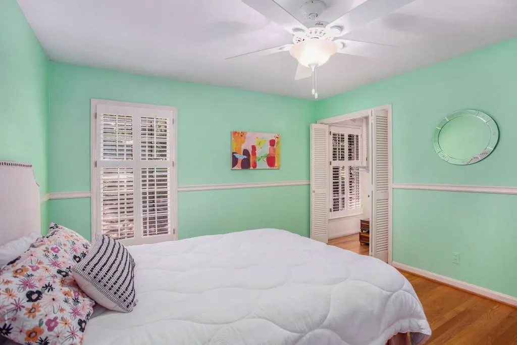 6520 Wright Circle, Sandy Springs, Georgia 30328, 4 Bedrooms Bedrooms, ,3 BathroomsBathrooms,Residential,Sold,6520 Wright Circle,7071394