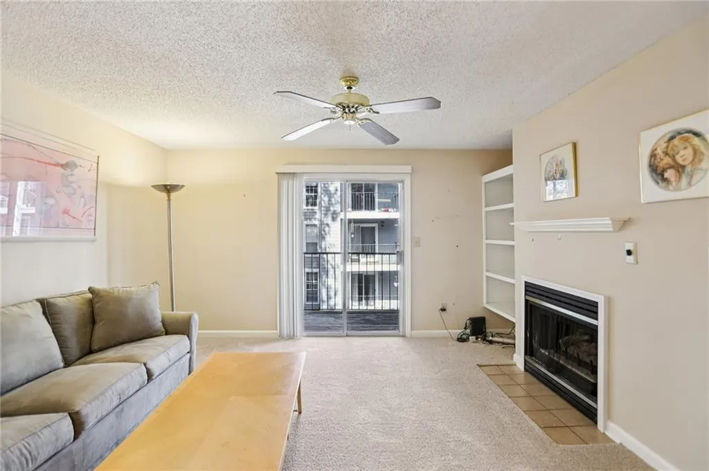 307 Granville Court Unit 307, Atlanta, Georgia 30328, 1 Bedroom Bedrooms, ,1 BathroomBathrooms,Residential,For Sale,307 Granville Court Unit 307,7725183