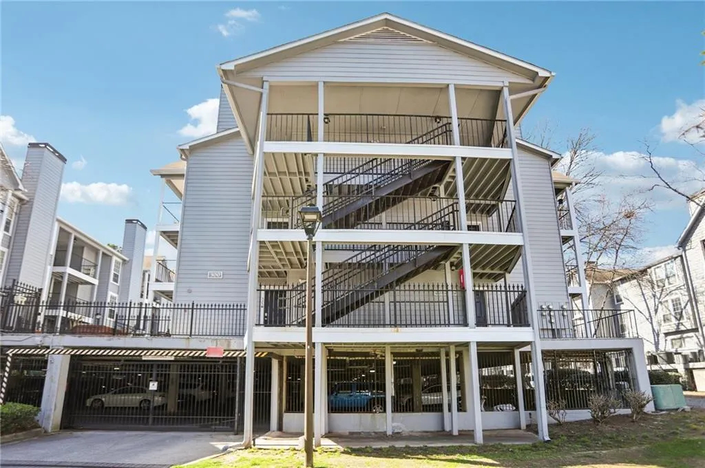 307 Granville Court Unit 307, Atlanta, Georgia 30328, 1 Bedroom Bedrooms, ,1 BathroomBathrooms,Residential,For Sale,307 Granville Court Unit 307,7725183