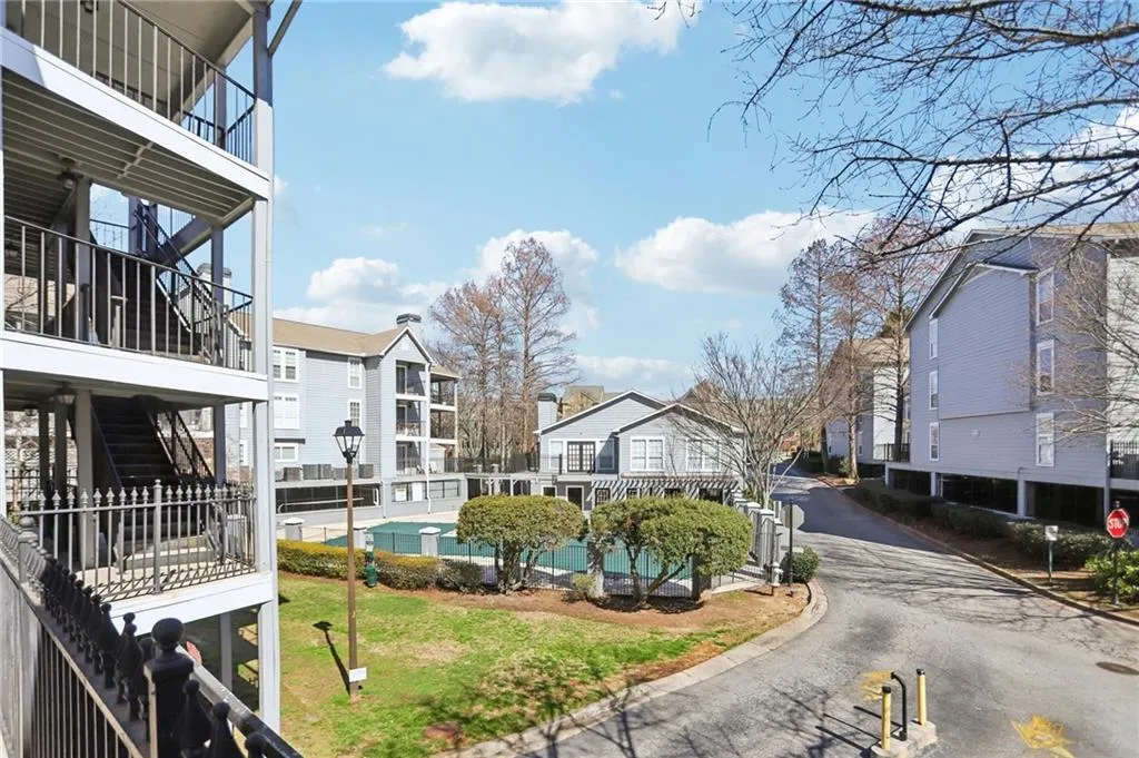 307 Granville Court Unit 307, Atlanta, Georgia 30328, 1 Bedroom Bedrooms, ,1 BathroomBathrooms,Residential,For Sale,307 Granville Court Unit 307,7725183