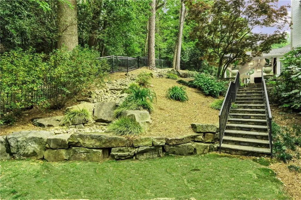 2562 Red Valley Road, Atlanta, Georgia 30305, 5 Bedrooms Bedrooms, ,4 BathroomsBathrooms,Residential,For Sale,2562 Red Valley Road,7559497