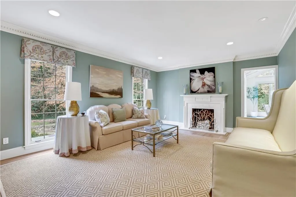 2562 Red Valley Road, Atlanta, Georgia 30305, 5 Bedrooms Bedrooms, ,4 BathroomsBathrooms,Residential,For Sale,2562 Red Valley Road,7559497