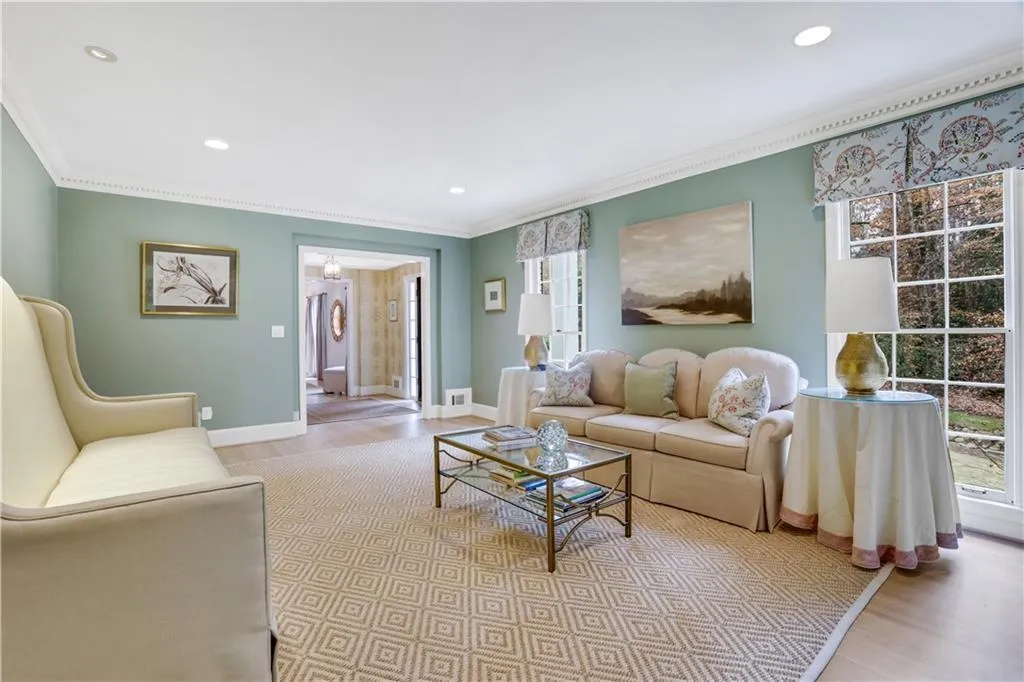 2562 Red Valley Road, Atlanta, Georgia 30305, 5 Bedrooms Bedrooms, ,4 BathroomsBathrooms,Residential,For Sale,2562 Red Valley Road,7559497