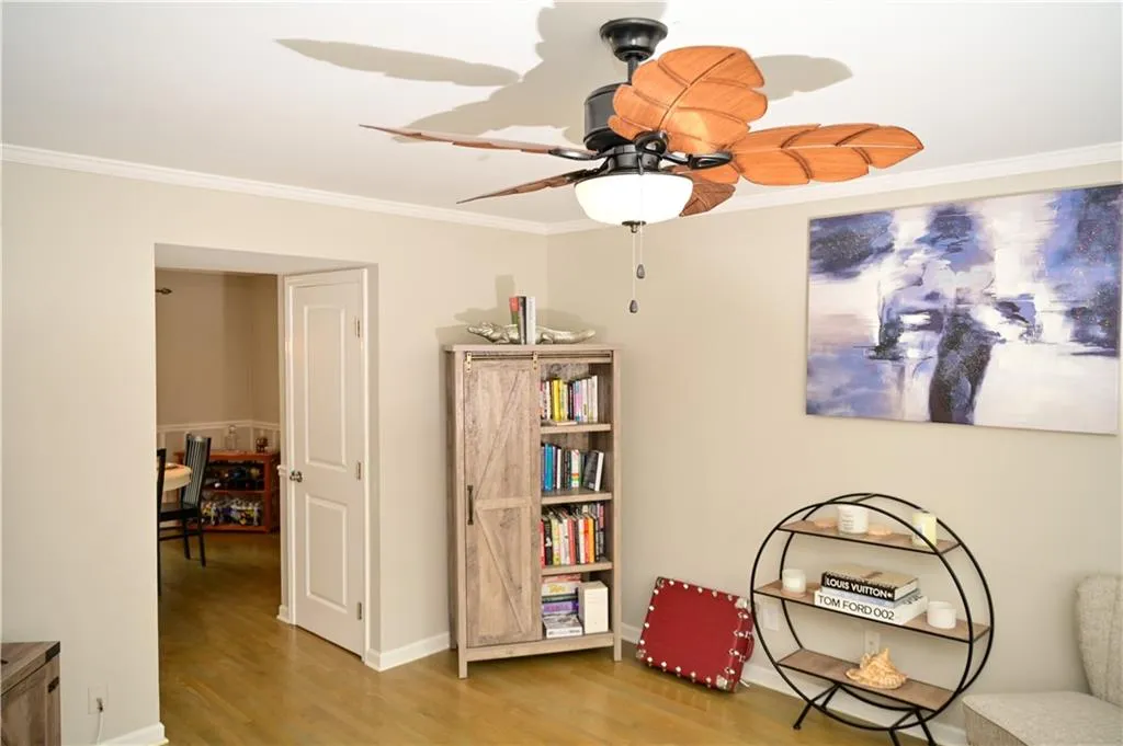 6520 Roswell Road Unit 104, Atlanta, Georgia 30328, 2 Bedrooms Bedrooms, ,1 BathroomBathrooms,Residential,Sold,6520 Roswell Road Unit 104,7215307