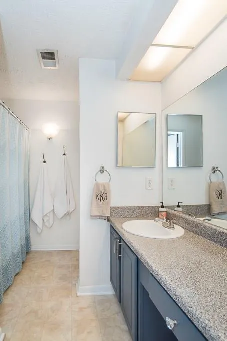 5135 Roswell Road Unit 3/35, Atlanta, Georgia 30342, 2 Bedrooms Bedrooms, ,2 BathroomsBathrooms,Residential,Sold,5135 Roswell Road Unit 3/35,5907259