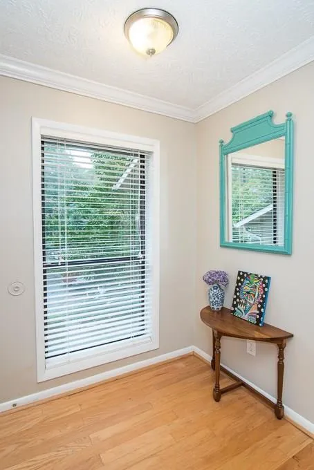 5135 Roswell Road Unit 3/35, Atlanta, Georgia 30342, 2 Bedrooms Bedrooms, ,2 BathroomsBathrooms,Residential,Sold,5135 Roswell Road Unit 3/35,5907259