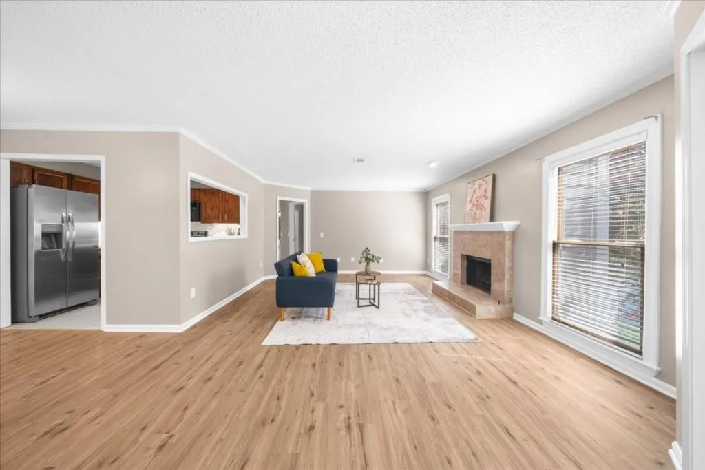 704 Hollyfax Circle, Sandy Springs, Georgia 30328, 1 Bedroom Bedrooms, ,1 BathroomBathrooms,Residential,Sold,704 Hollyfax Circle,7431540