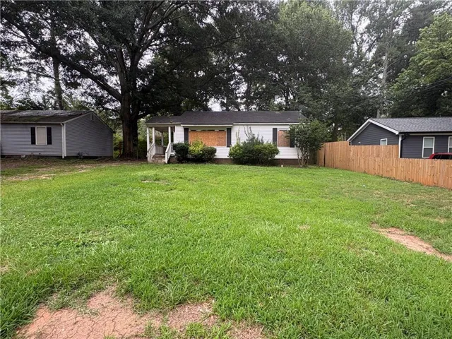 4185 Hanes Drive, Decatur, Georgia 30035
