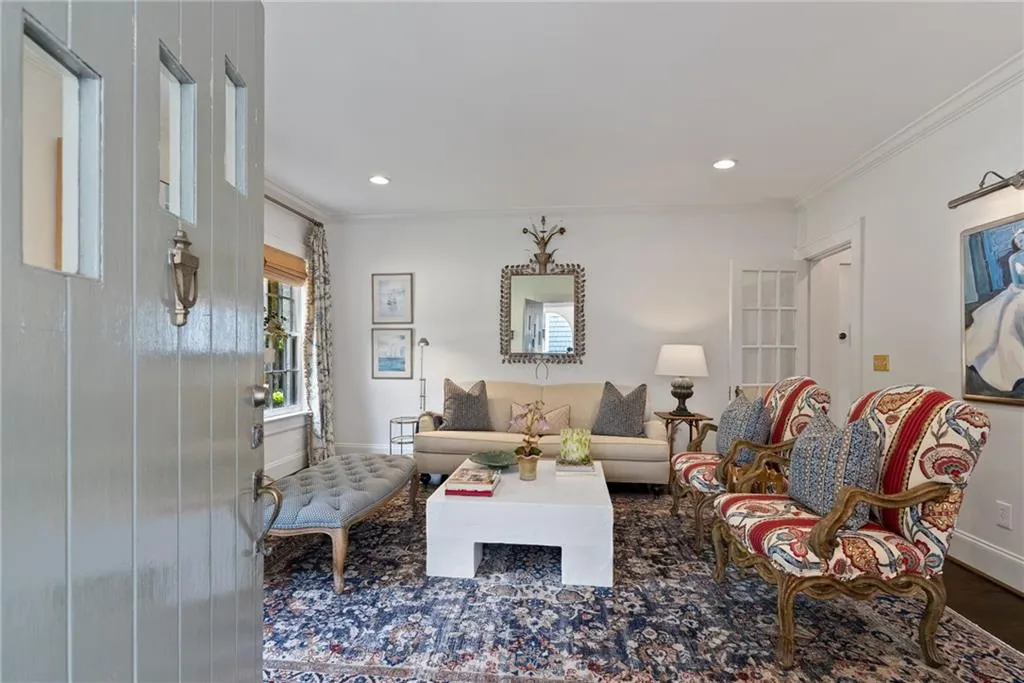 1748 N Pelham Road Ne, Atlanta, Georgia 30324, 3 Bedrooms Bedrooms, ,2 BathroomsBathrooms,Residential,Sold,1748 N Pelham Road Ne,7617506