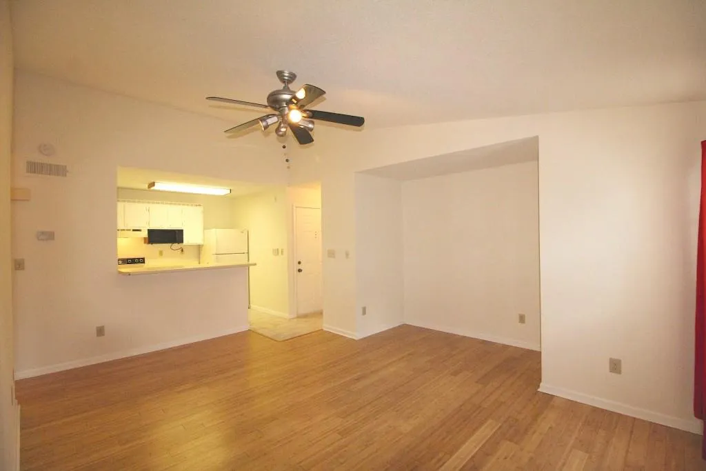 548 Granville Court Unit 548, Sandy Springs, Georgia 30328, 1 Bedroom Bedrooms, ,1 BathroomBathrooms,Residential,Sold,548 Granville Court Unit 548,5693075