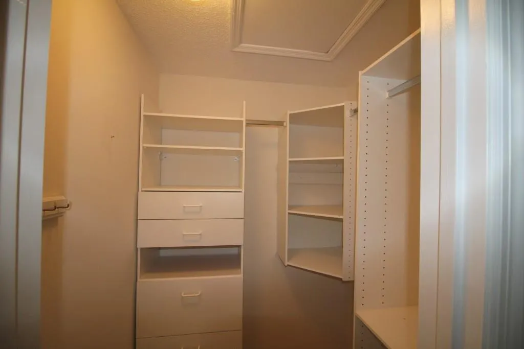 548 Granville Court Unit 548, Sandy Springs, Georgia 30328, 1 Bedroom Bedrooms, ,1 BathroomBathrooms,Residential,Sold,548 Granville Court Unit 548,5693075