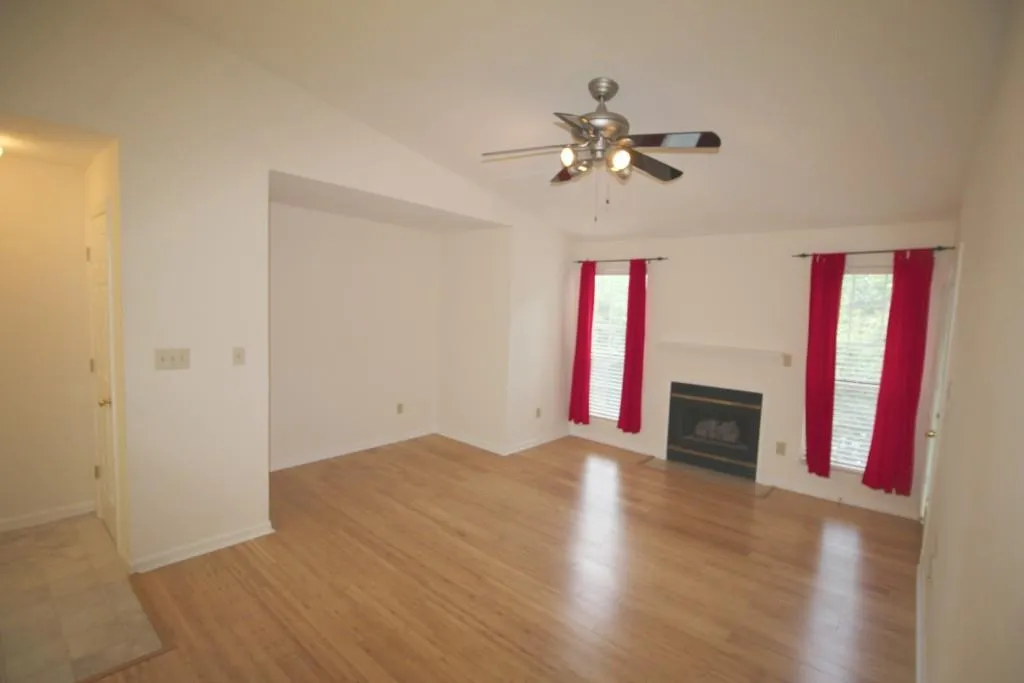 548 Granville Court Unit 548, Sandy Springs, Georgia 30328, 1 Bedroom Bedrooms, ,1 BathroomBathrooms,Residential,Sold,548 Granville Court Unit 548,5693075
