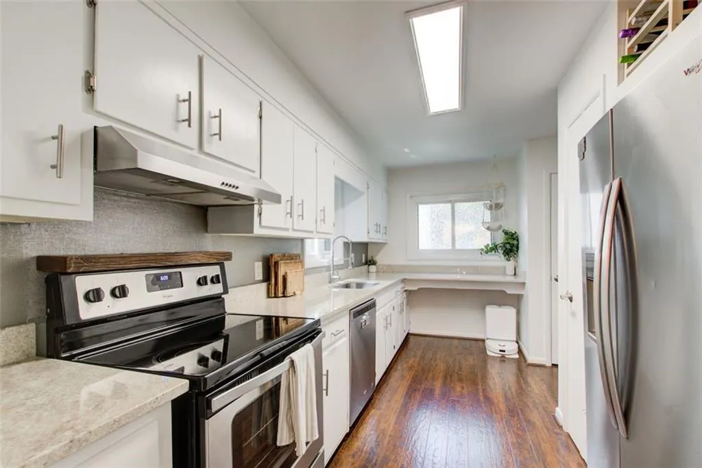 3723 Stonewall Circle Se, Atlanta, Georgia 30339, 3 Bedrooms Bedrooms, ,2 BathroomsBathrooms,Residential,For Sale,3723 Stonewall Circle Se,7612092