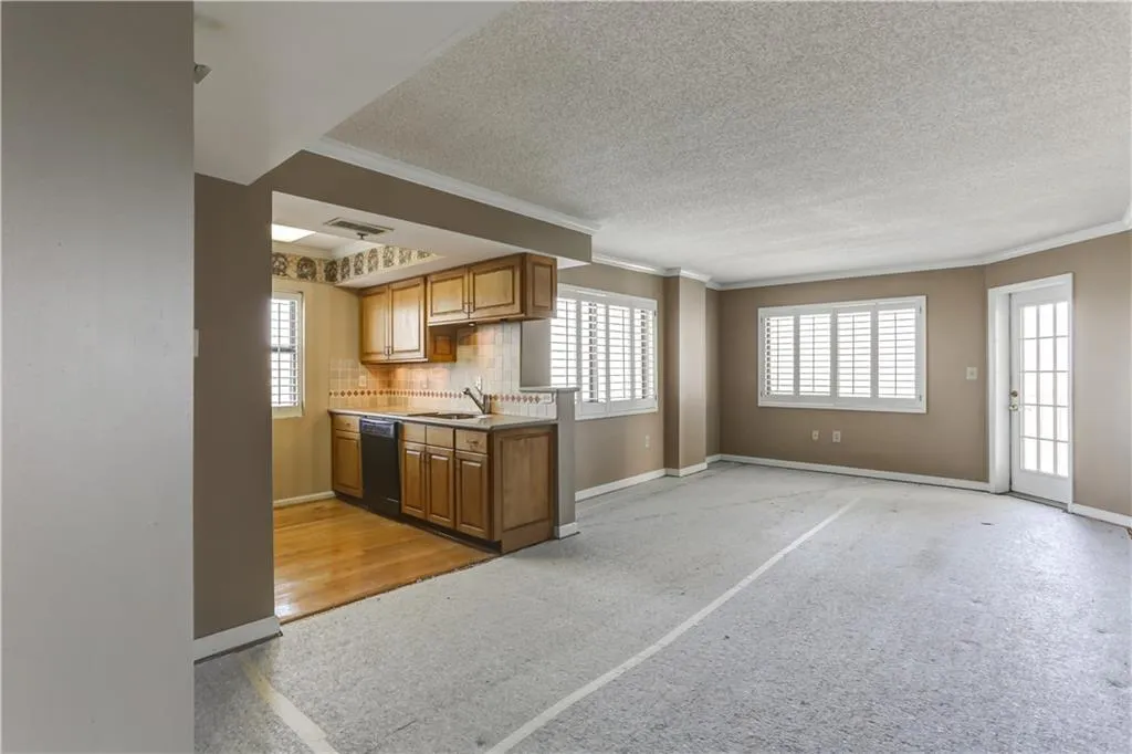 795 Hammond Drive Unit 1608, Sandy Springs, Georgia 30328, 1 Bedroom Bedrooms, ,1 BathroomBathrooms,Residential,Sold,795 Hammond Drive Unit 1608,6560705