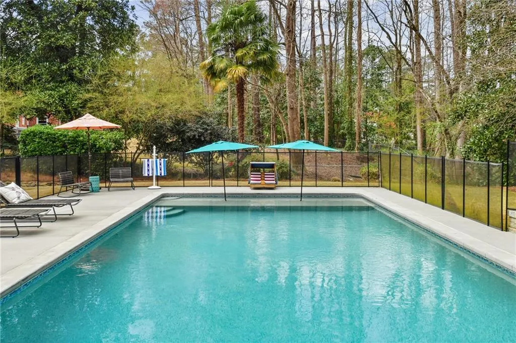 485 Riverside Parkway, Atlanta, Georgia 30328, 4 Bedrooms Bedrooms, ,2 BathroomsBathrooms,Residential,Sold,485 Riverside Parkway,6851430