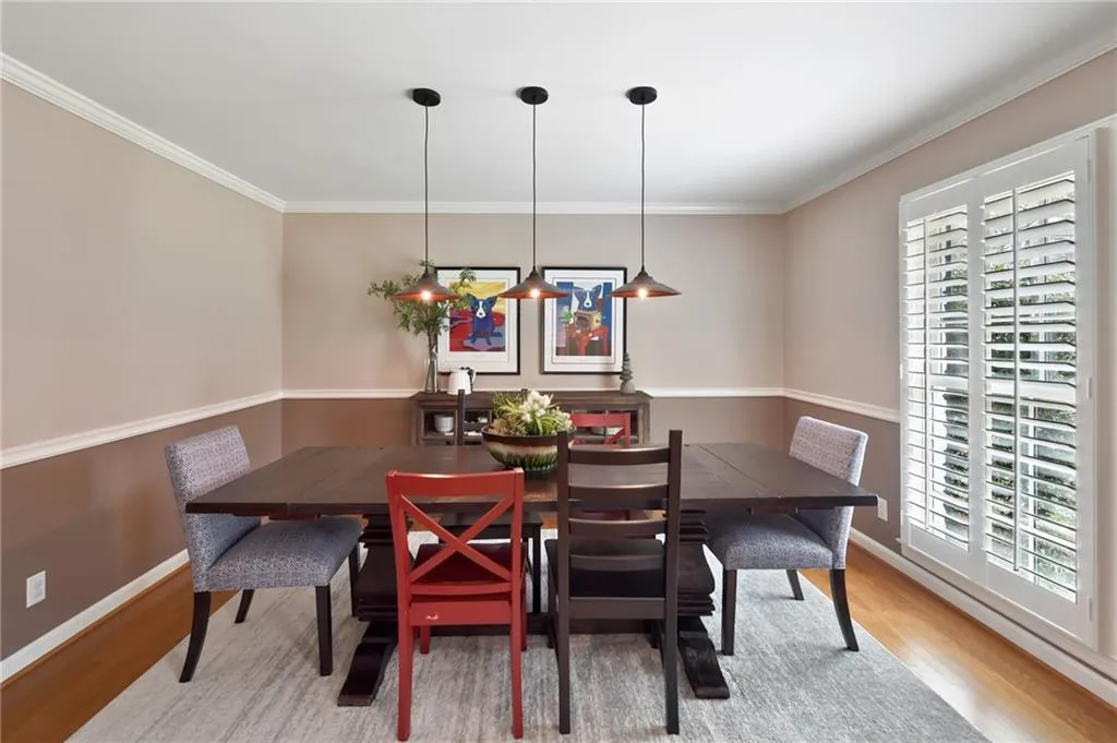 485 Riverside Parkway, Atlanta, Georgia 30328, 4 Bedrooms Bedrooms, ,2 BathroomsBathrooms,Residential,Sold,485 Riverside Parkway,6851430