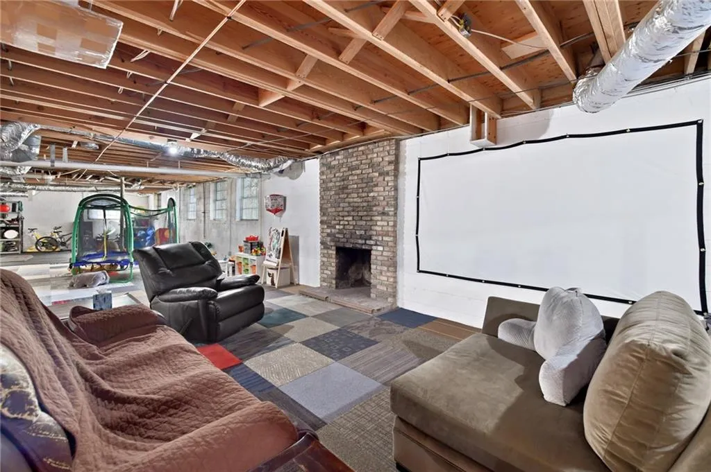 485 Riverside Parkway, Atlanta, Georgia 30328, 4 Bedrooms Bedrooms, ,2 BathroomsBathrooms,Residential,Sold,485 Riverside Parkway,6851430