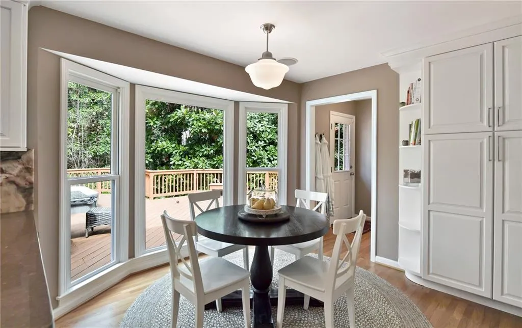 485 Riverside Parkway, Atlanta, Georgia 30328, 4 Bedrooms Bedrooms, ,2 BathroomsBathrooms,Residential,Sold,485 Riverside Parkway,6851430