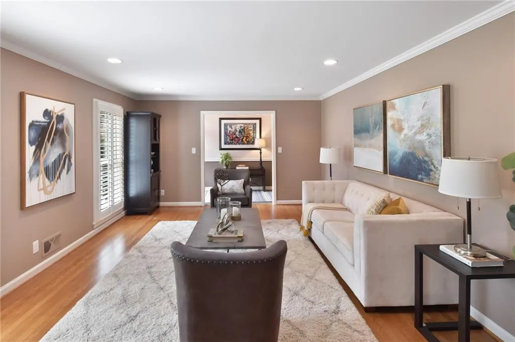 485 Riverside Parkway, Atlanta, Georgia 30328, 4 Bedrooms Bedrooms, ,2 BathroomsBathrooms,Residential,Sold,485 Riverside Parkway,6851430