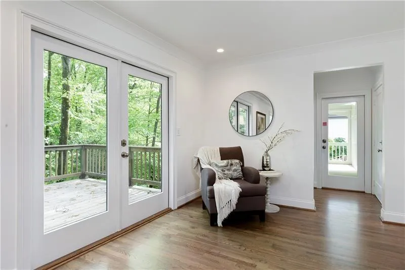 560 Tanacrest Circle, Atlanta, Georgia 30328, 5 Bedrooms Bedrooms, ,4 BathroomsBathrooms,Residential,Sold,560 Tanacrest Circle,6784358