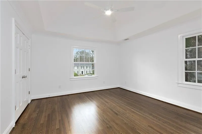 560 Tanacrest Circle, Atlanta, Georgia 30328, 5 Bedrooms Bedrooms, ,4 BathroomsBathrooms,Residential,Sold,560 Tanacrest Circle,6784358