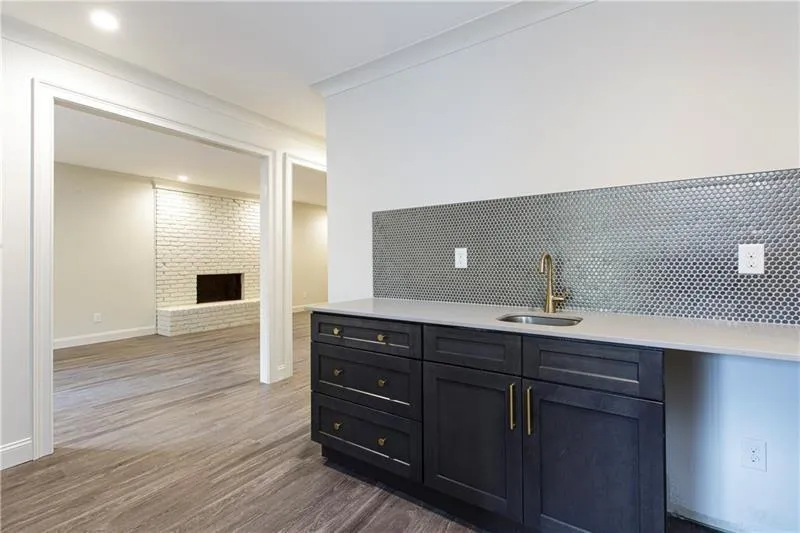 560 Tanacrest Circle, Atlanta, Georgia 30328, 5 Bedrooms Bedrooms, ,4 BathroomsBathrooms,Residential,Sold,560 Tanacrest Circle,6784358