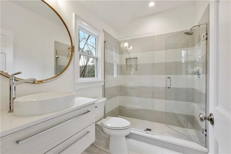 560 Tanacrest Circle, Atlanta, Georgia 30328, 5 Bedrooms Bedrooms, ,4 BathroomsBathrooms,Residential,Sold,560 Tanacrest Circle,6784358