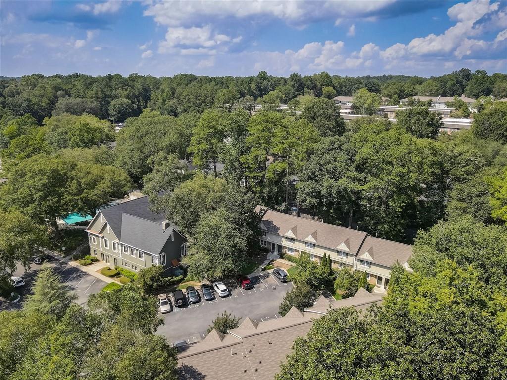 6900 Roswell Road Unit C3, Sandy Springs, Georgia 30328, 2 Bedrooms Bedrooms, ,2 BathroomsBathrooms,Residential,Sold,6900 Roswell Road Unit C3,7256805
