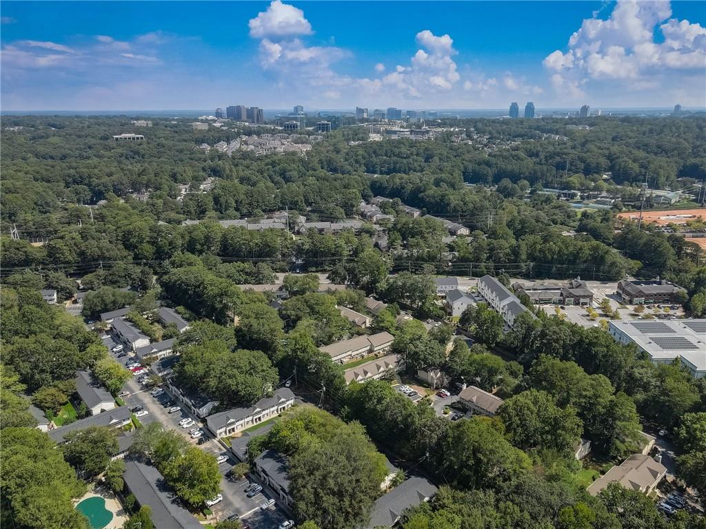 6900 Roswell Road Unit C3, Sandy Springs, Georgia 30328, 2 Bedrooms Bedrooms, ,2 BathroomsBathrooms,Residential,Sold,6900 Roswell Road Unit C3,7256805