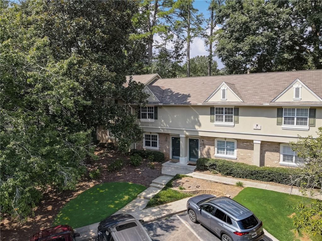 6900 Roswell Road Unit C3, Sandy Springs, Georgia 30328, 2 Bedrooms Bedrooms, ,2 BathroomsBathrooms,Residential,Sold,6900 Roswell Road Unit C3,7256805
