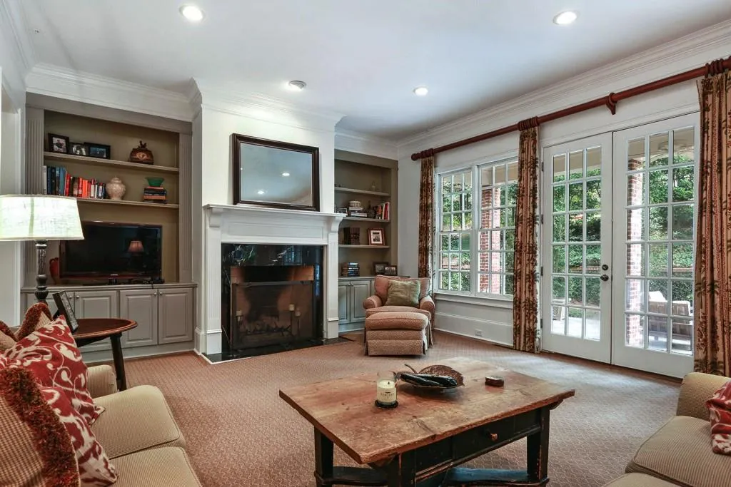 1174 Dawn View Lane, Atlanta, Georgia 30327, 4 Bedrooms Bedrooms, ,5 BathroomsBathrooms,Residential,Sold,1174 Dawn View Lane,5792788