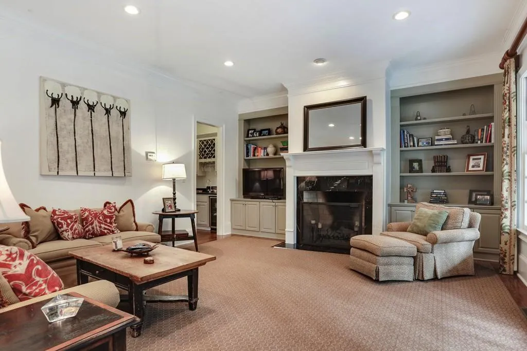 1174 Dawn View Lane, Atlanta, Georgia 30327, 4 Bedrooms Bedrooms, ,5 BathroomsBathrooms,Residential,Sold,1174 Dawn View Lane,5792788