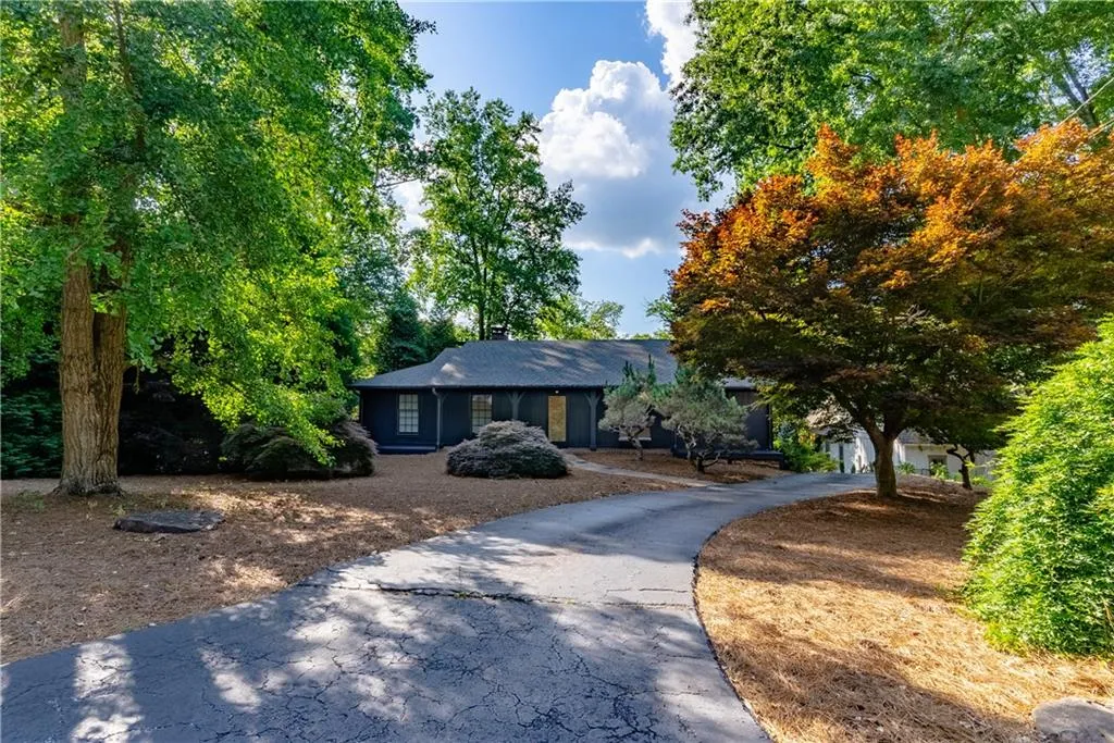 1120 Churchill Downs Road, Sandy Springs, Georgia 30319, 4 Bedrooms Bedrooms, ,3 BathroomsBathrooms,Residential,Sold,1120 Churchill Downs Road,7059492