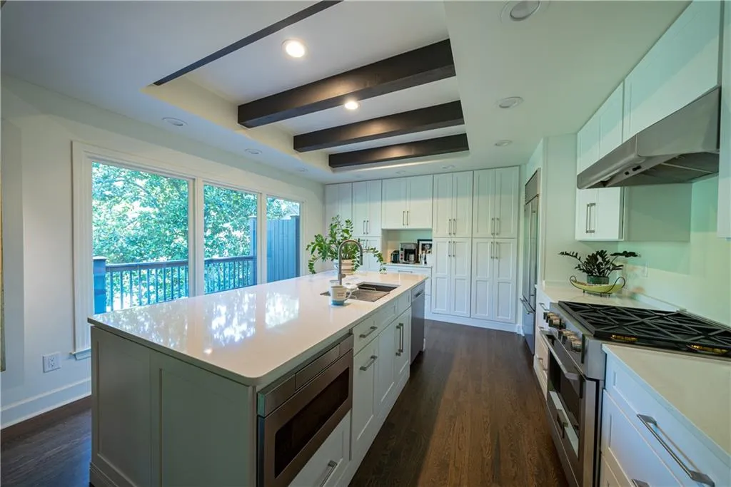 1120 Churchill Downs Road, Sandy Springs, Georgia 30319, 4 Bedrooms Bedrooms, ,3 BathroomsBathrooms,Residential,Sold,1120 Churchill Downs Road,7059492