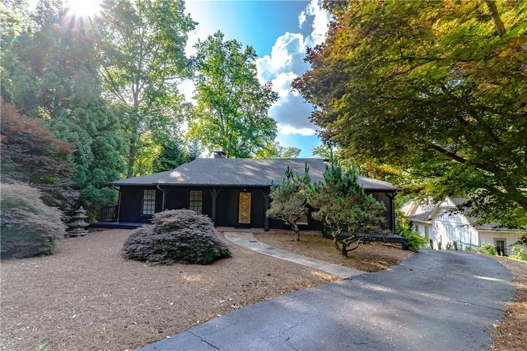 1120 Churchill Downs Road, Sandy Springs, Georgia 30319, 4 Bedrooms Bedrooms, ,3 BathroomsBathrooms,Residential,Sold,1120 Churchill Downs Road,7059492