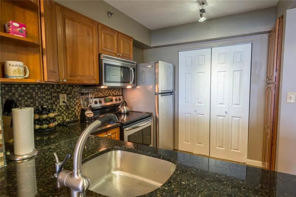 795 Hammond Drive Unit 606, Atlanta, Georgia 30328, 2 Bedrooms Bedrooms, ,1 BathroomBathrooms,Residential,Sold,795 Hammond Drive Unit 606,5840136