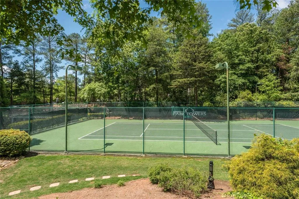 795 Hammond Drive Unit 606, Atlanta, Georgia 30328, 2 Bedrooms Bedrooms, ,1 BathroomBathrooms,Residential,Sold,795 Hammond Drive Unit 606,5840136