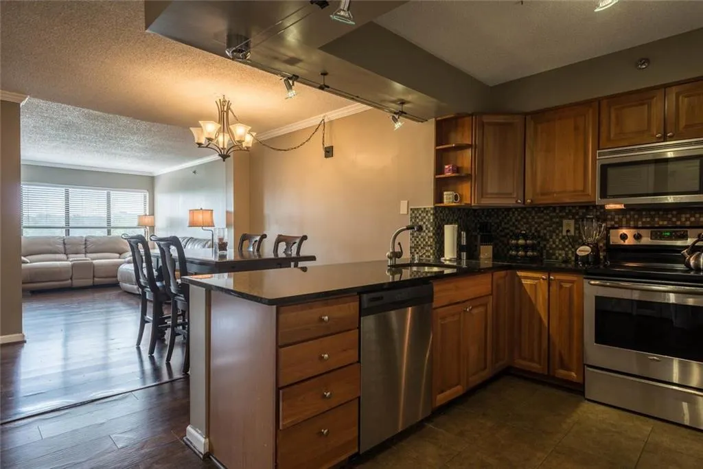 795 Hammond Drive Unit 606, Atlanta, Georgia 30328, 2 Bedrooms Bedrooms, ,1 BathroomBathrooms,Residential,Sold,795 Hammond Drive Unit 606,5840136