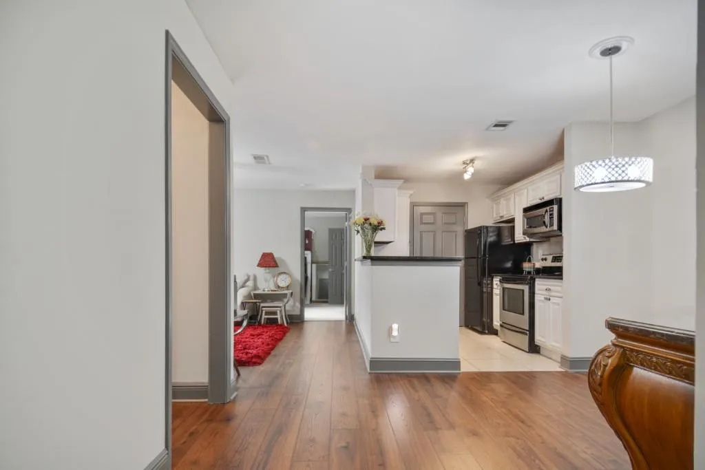 8105 Santa Fe Parkway Unit 8105, Sandy Springs, Georgia 30350, 2 Bedrooms Bedrooms, ,2 BathroomsBathrooms,Residential,Sold,8105 Santa Fe Parkway Unit 8105,6812451