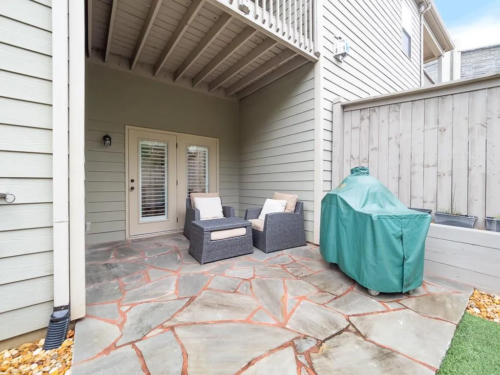 5583 High Point Road, Atlanta, Georgia 30342, 3 Bedrooms Bedrooms, ,3 BathroomsBathrooms,Residential,Sold,5583 High Point Road,6687109