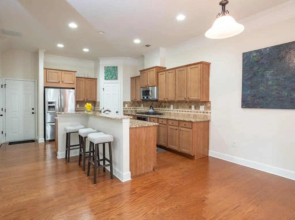 5583 High Point Road, Atlanta, Georgia 30342, 3 Bedrooms Bedrooms, ,3 BathroomsBathrooms,Residential,Sold,5583 High Point Road,6687109
