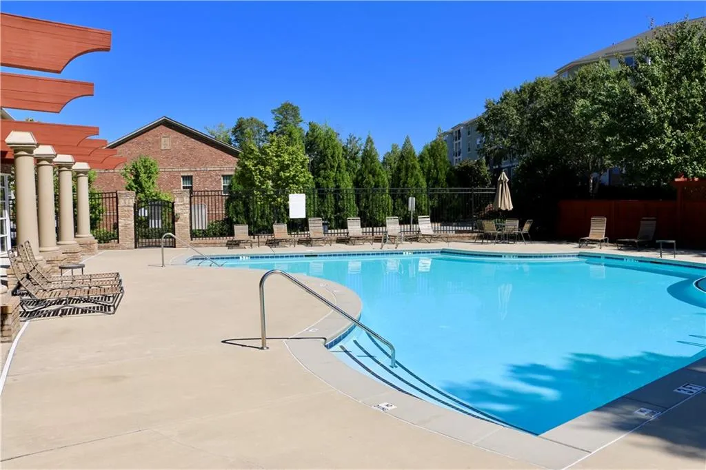 5583 High Point Road, Atlanta, Georgia 30342, 3 Bedrooms Bedrooms, ,3 BathroomsBathrooms,Residential,Sold,5583 High Point Road,6687109