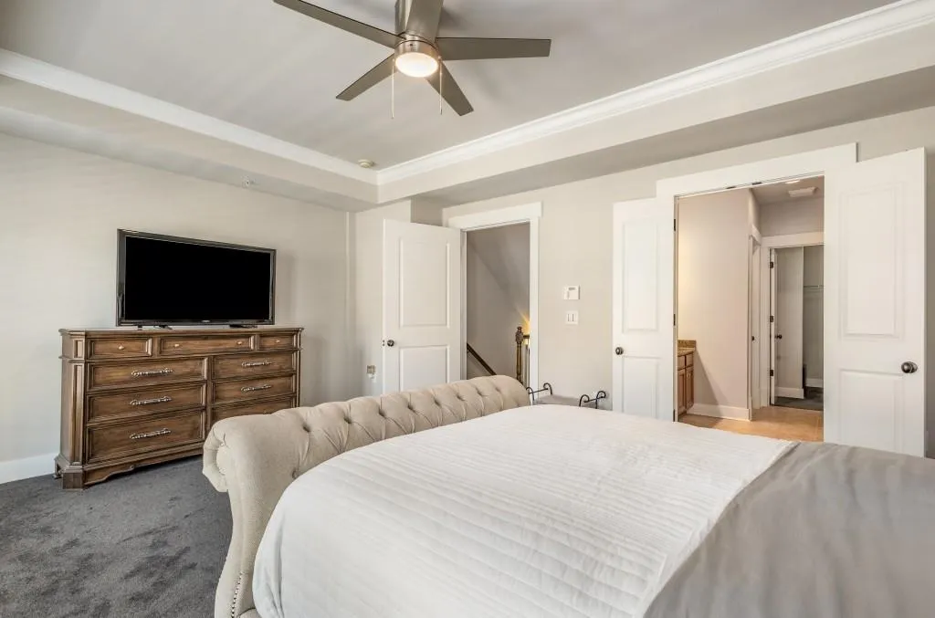 1004 River Vista Drive, Atlanta, Georgia 30339, 4 Bedrooms Bedrooms, ,4 BathroomsBathrooms,Residential,Sold,1004 River Vista Drive,7437451