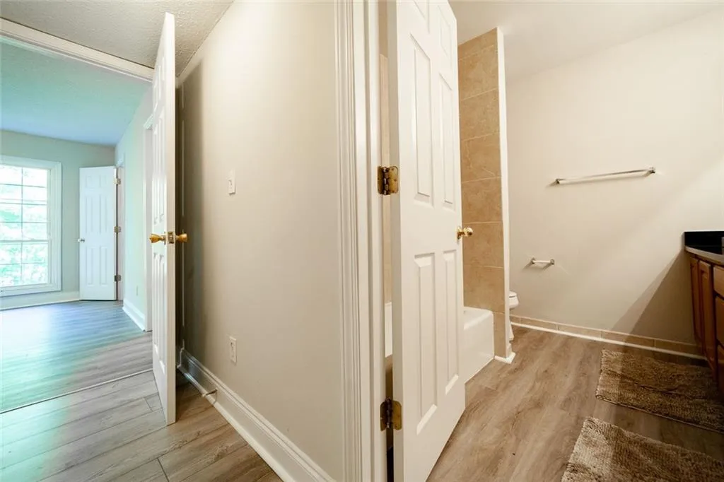 6851 Roswell Road Unit I28, Sandy Springs, Georgia 30328, 3 Bedrooms Bedrooms, ,2 BathroomsBathrooms,Residential,Sold,6851 Roswell Road Unit I28,6773072