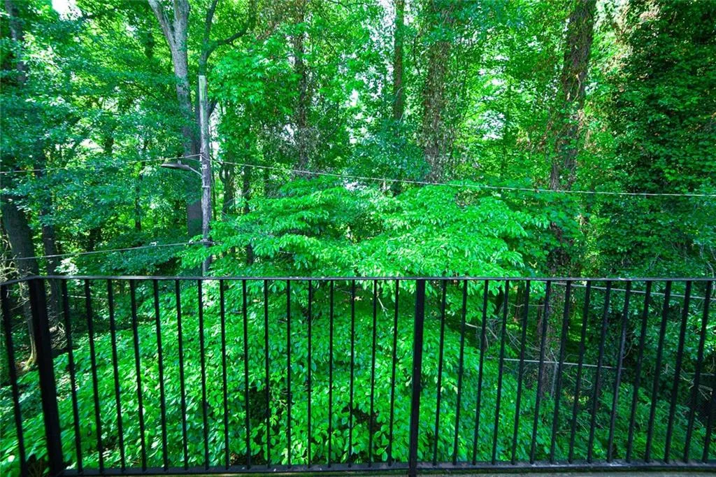 6851 Roswell Road Unit I28, Sandy Springs, Georgia 30328, 3 Bedrooms Bedrooms, ,2 BathroomsBathrooms,Residential,Sold,6851 Roswell Road Unit I28,6773072