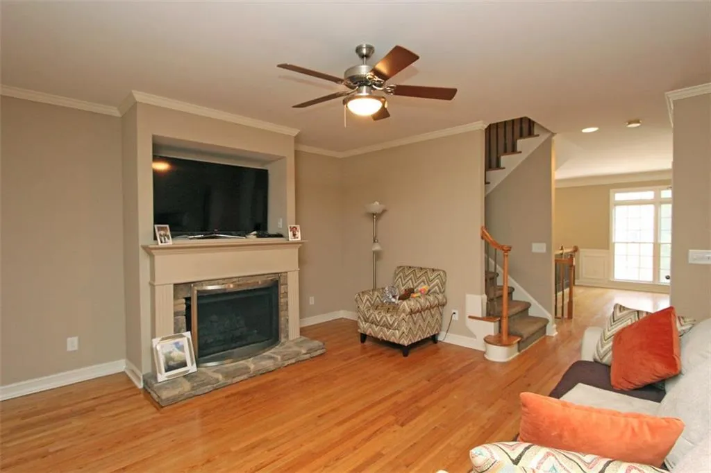 7258 Village Creek Trace, Atlanta, Georgia 30328, 4 Bedrooms Bedrooms, ,3 BathroomsBathrooms,Residential,Sold,7258 Village Creek Trace,5680684