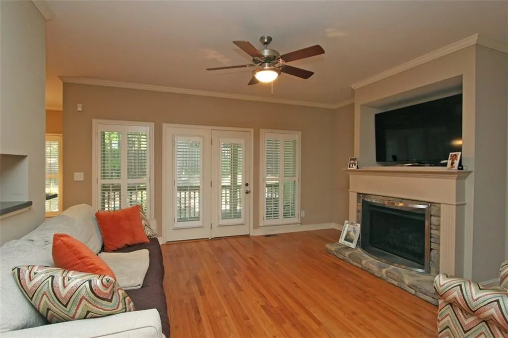 7258 Village Creek Trace, Atlanta, Georgia 30328, 4 Bedrooms Bedrooms, ,3 BathroomsBathrooms,Residential,Sold,7258 Village Creek Trace,5680684