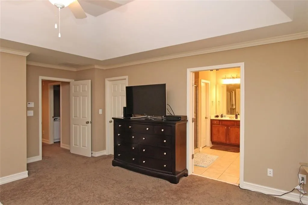 7258 Village Creek Trace, Atlanta, Georgia 30328, 4 Bedrooms Bedrooms, ,3 BathroomsBathrooms,Residential,Sold,7258 Village Creek Trace,5680684