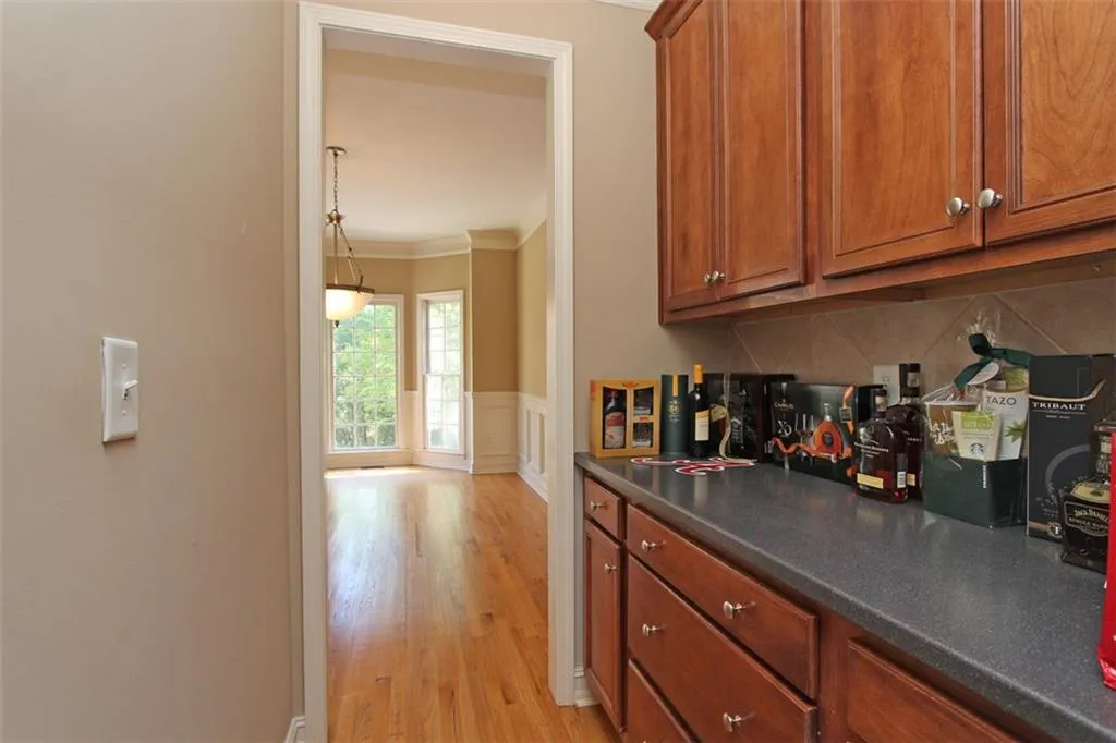 7258 Village Creek Trace, Atlanta, Georgia 30328, 4 Bedrooms Bedrooms, ,3 BathroomsBathrooms,Residential,Sold,7258 Village Creek Trace,5680684